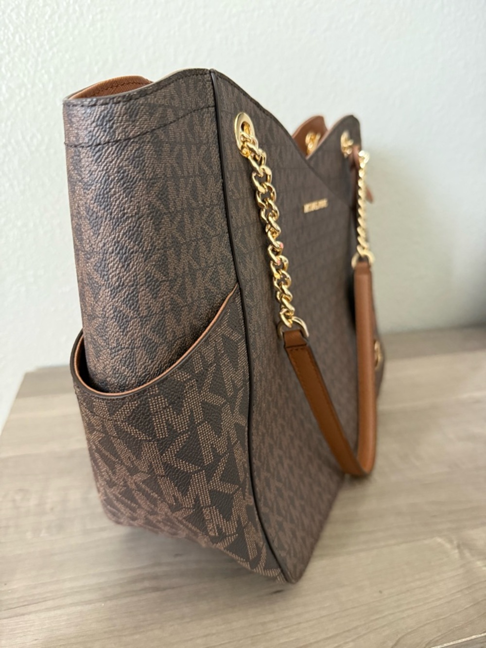 Michael Kors Jet Set -Dark Brown MK Signature Logo Shoulder Bag - Picture 5 of 15